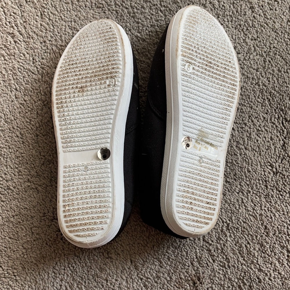 Shoes - Picture 2 of 2